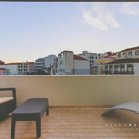 Is Heaven In Lägenhet *